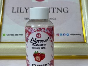 Lilyscent 250ml Strawberry Diffuser Oil Refill